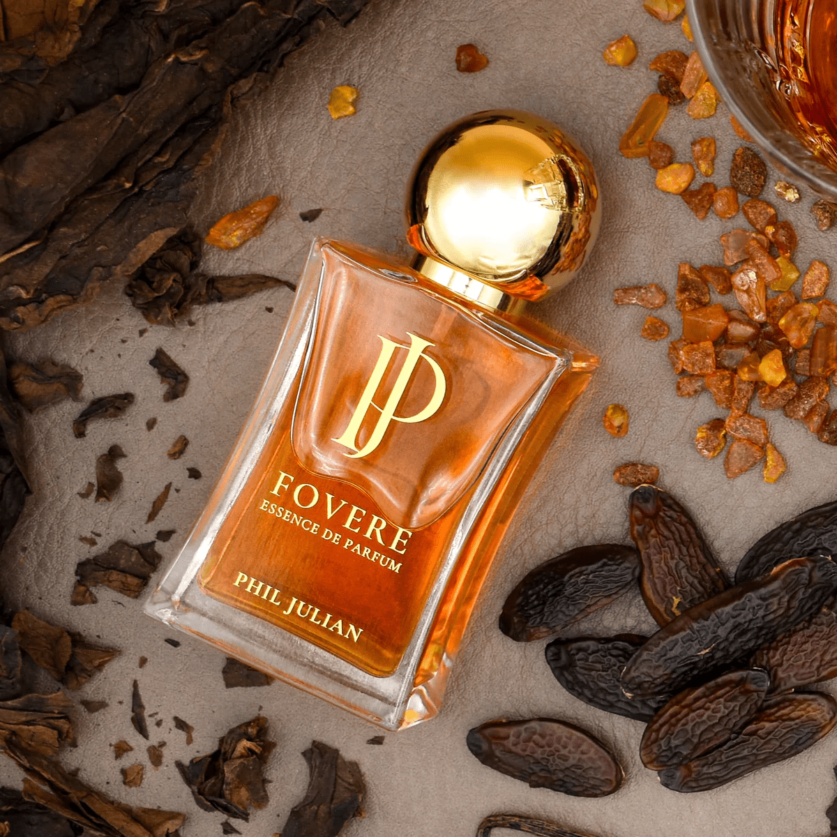 Phil Julian FOVERE - thomas-parfum.com